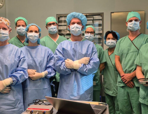 Prva robotsko asistirana operacija na UKC Ljubljana