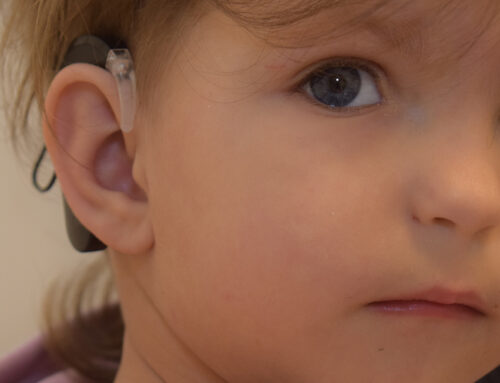 Raná péče o sluch u dětí, které se narodily jako neslyšící